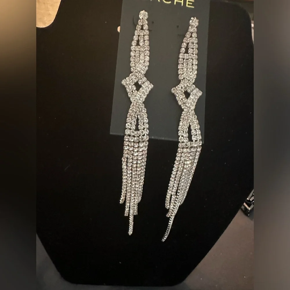NWT Cache Rhinestone Silver Dangle Earrings - Picture 5 of 6